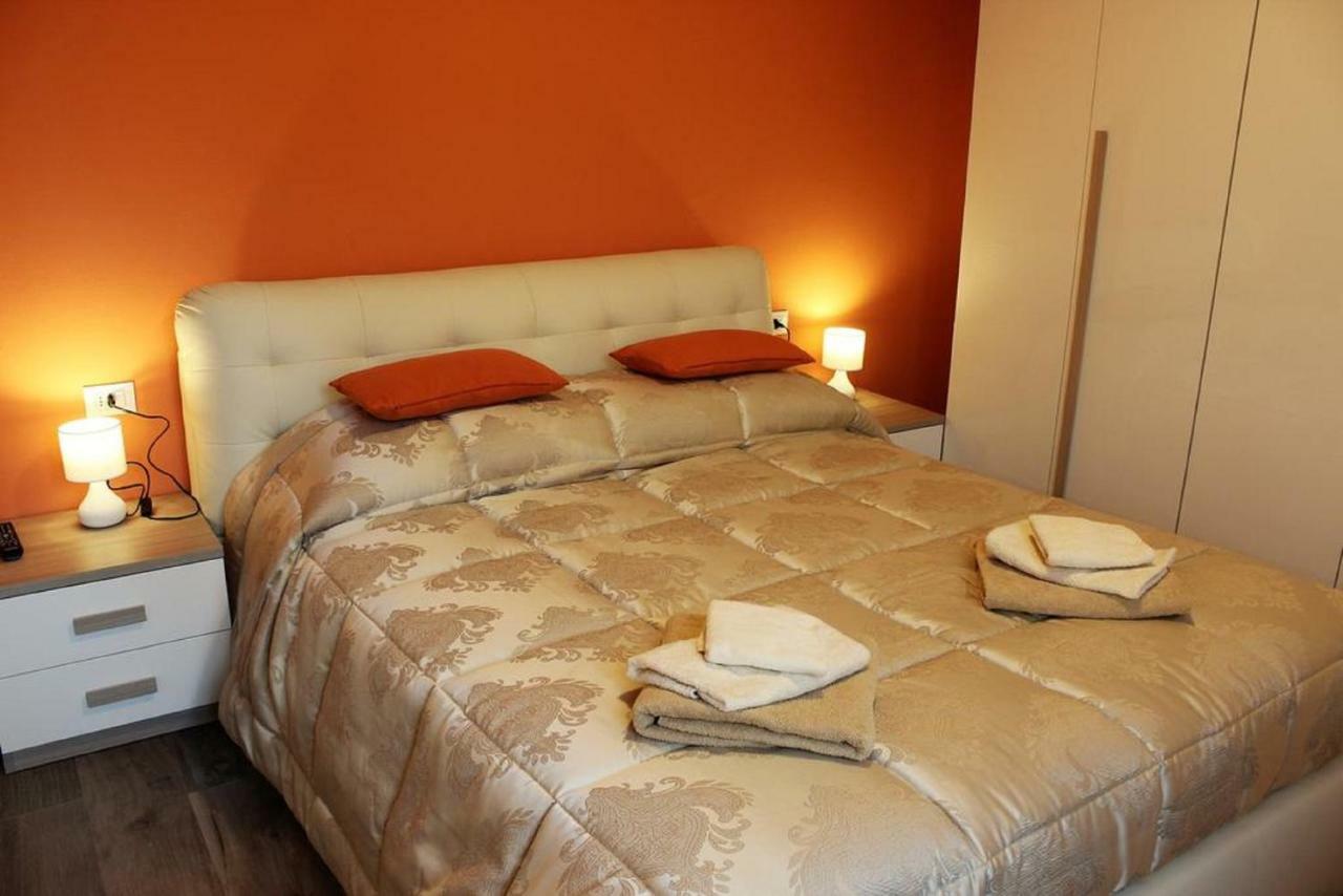 Light & Colours Apartment Болоня Екстериор снимка
