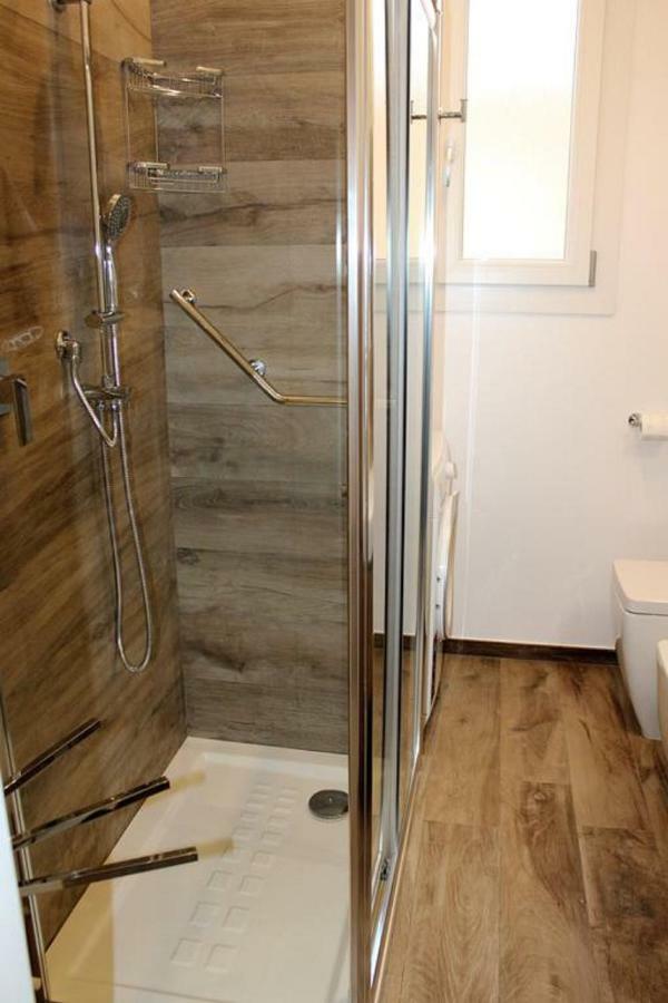 Light & Colours Apartment Болоня Екстериор снимка